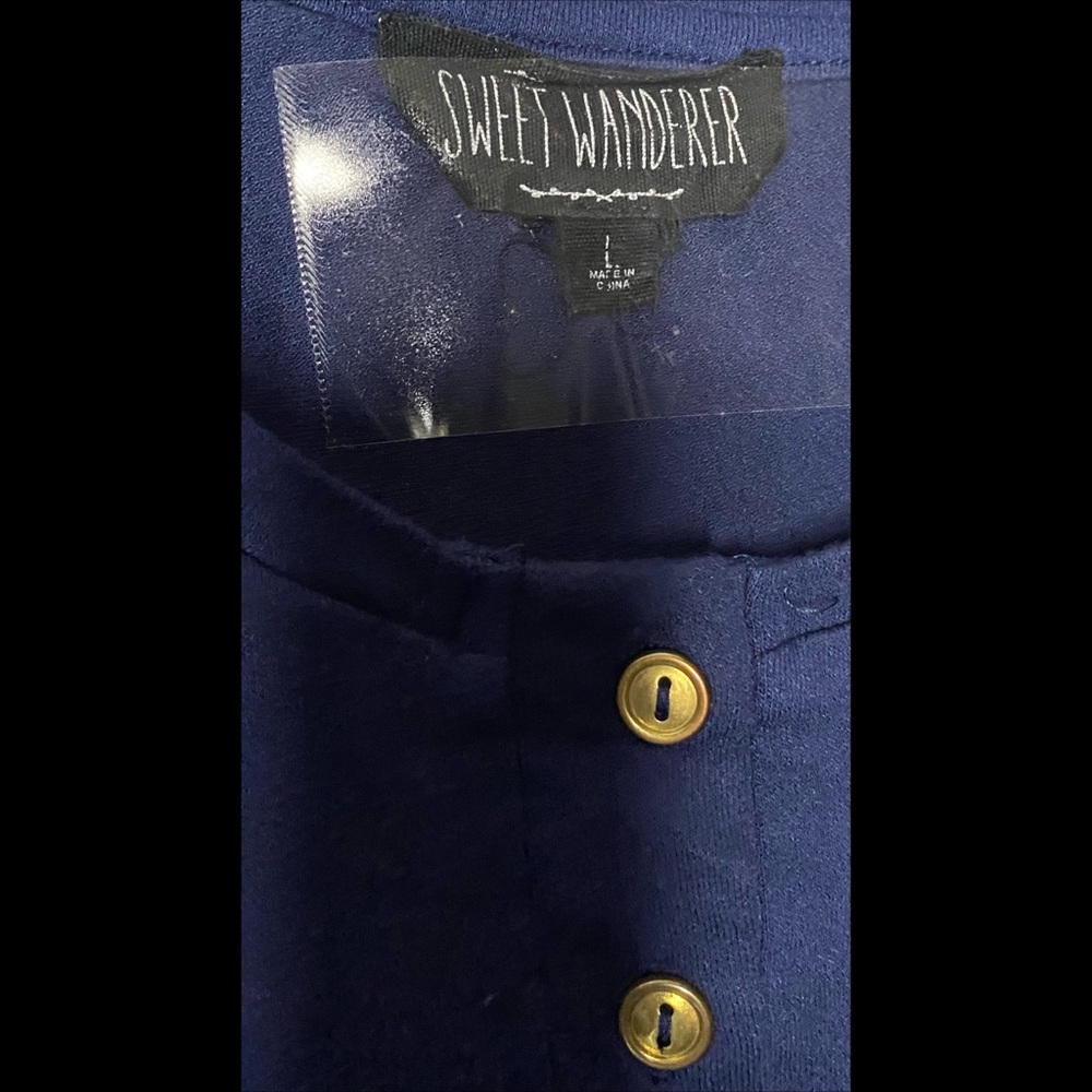 Blouse - Picture 2 of 2